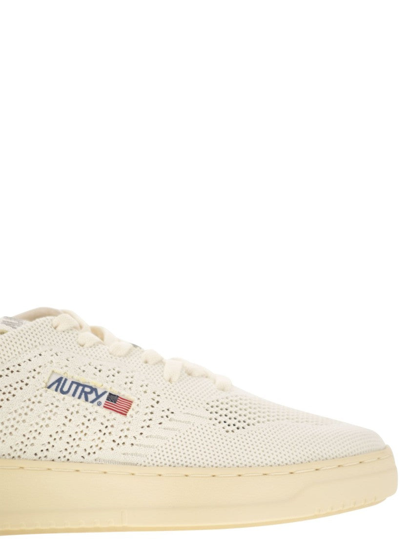 Autry Easeknit - Perforated Fabric Trainers