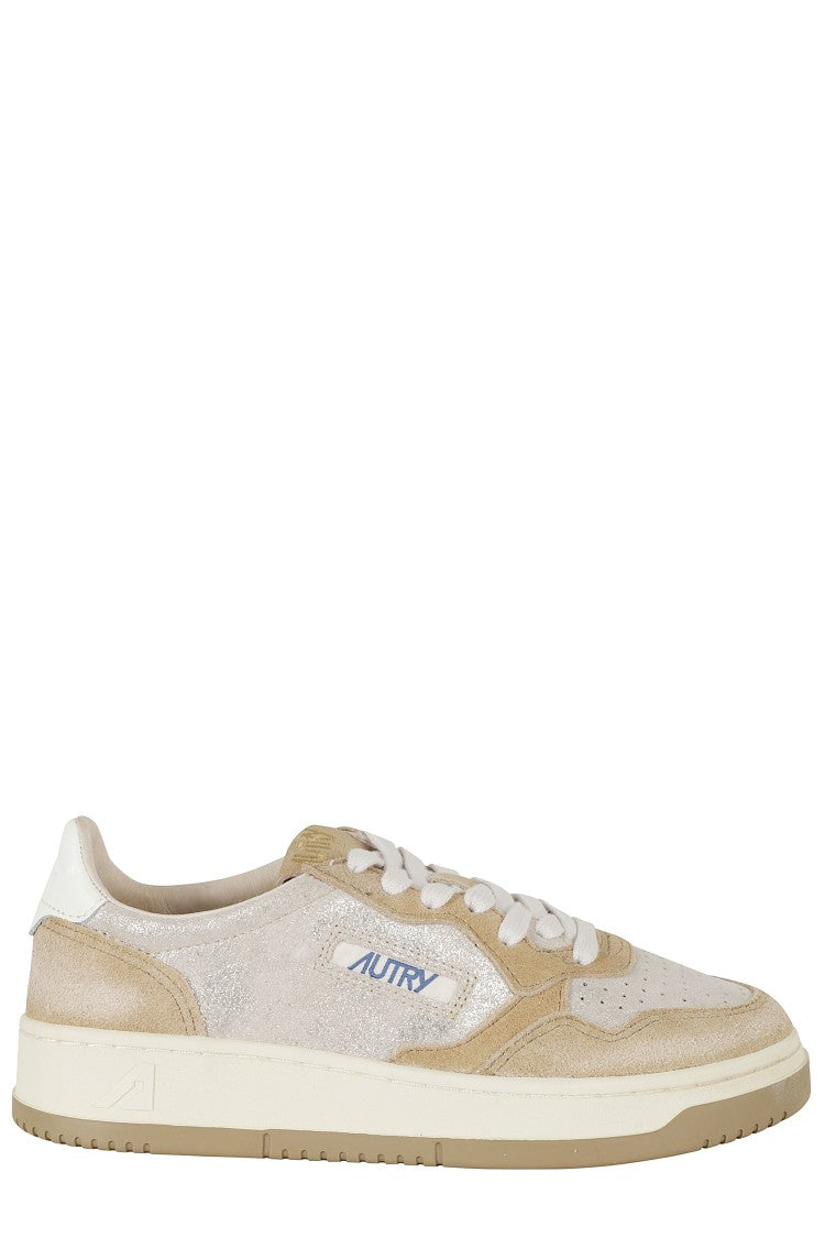 Autry Platinum And Beige Medalist Low Suede Inserts Leather Sneakers
