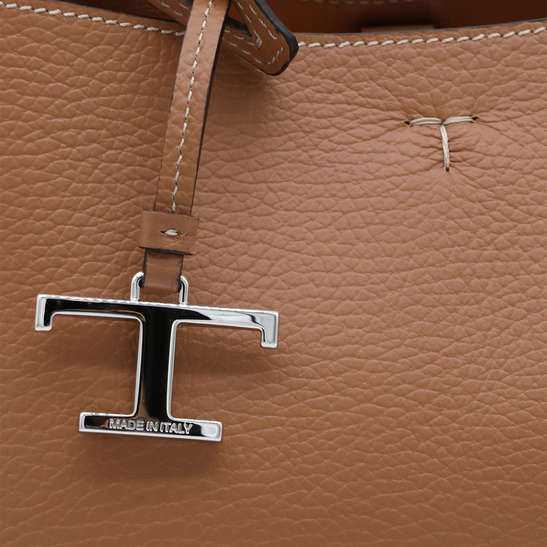 Tod's Structured Handbag With Textured Leather And Silver-Tone Charm