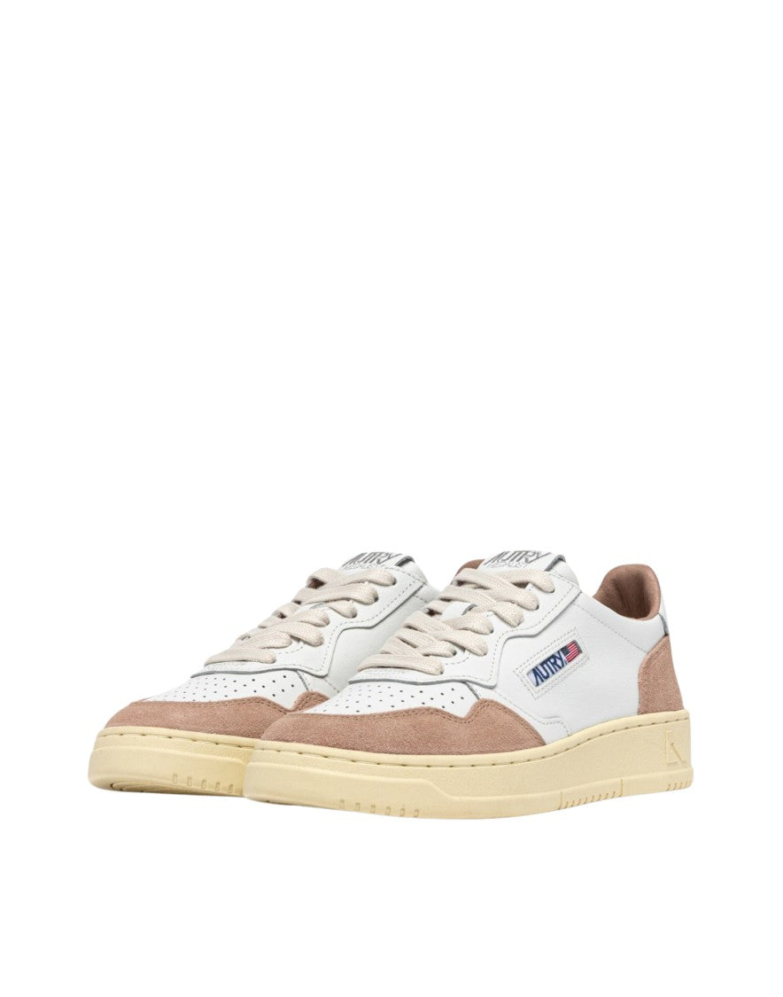 Autry Medalist Low Women’S White/Rose Sneakers