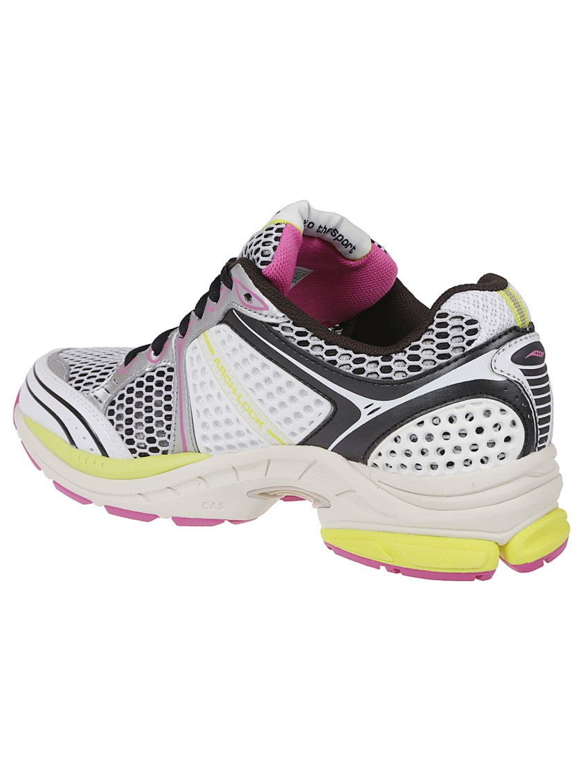 Saucony Progrid Triumph 4 Athletic Sneakers