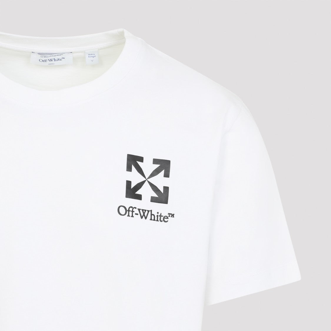 Off-White Minimalist White T-Shirt With Distinctive Logo