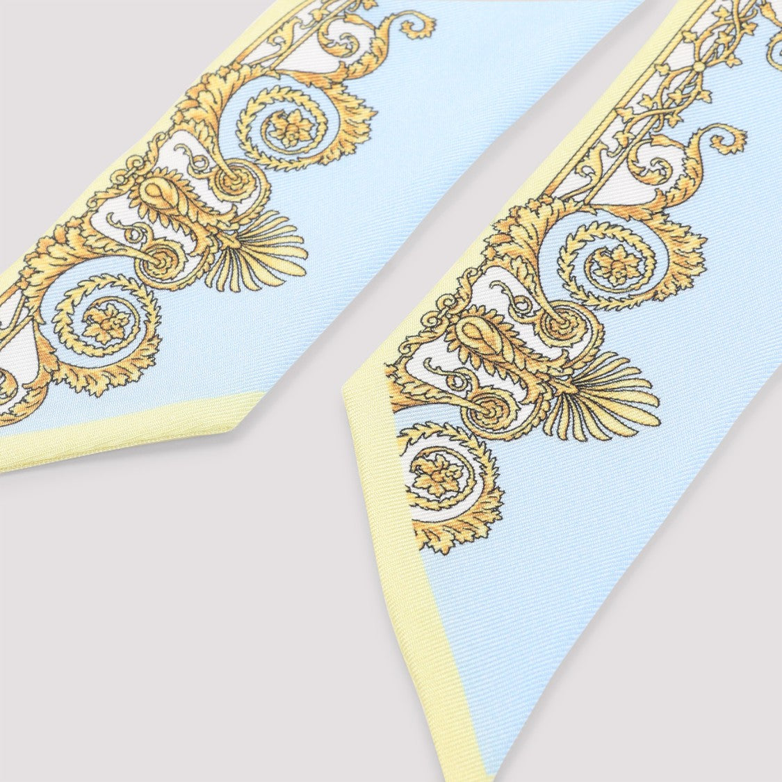 Versace Light Blue And Yellow 5X86 Bandeaux Foulards