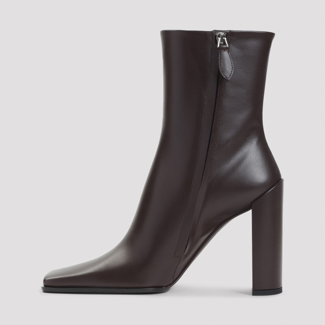Alaïa 90 Brown Lamb Leather Ankle Boots