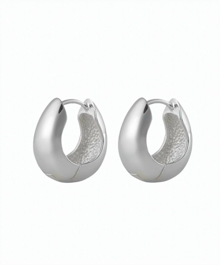 Sophie Buhai Polished Sterling Silver Hoop Earrings With Chunky Silhouette