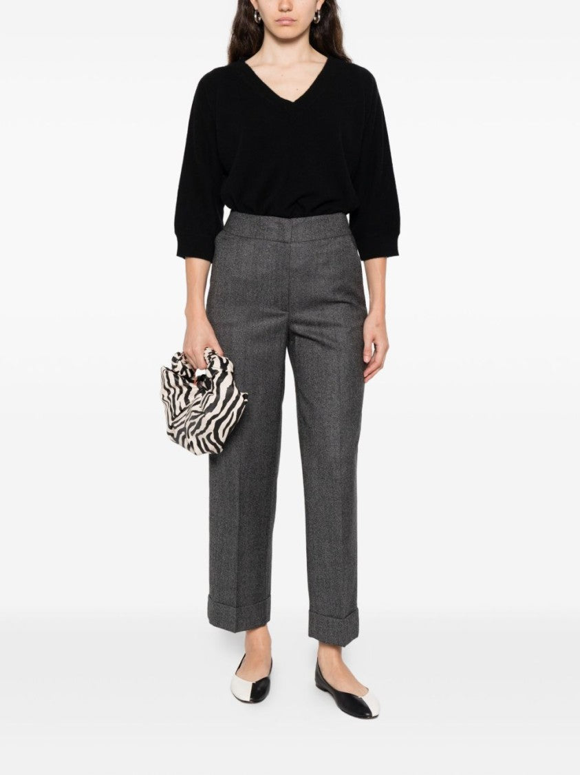 Tabaroni Cashmere Deep V-Neck Cashmere Sweater With Relaxed Fit