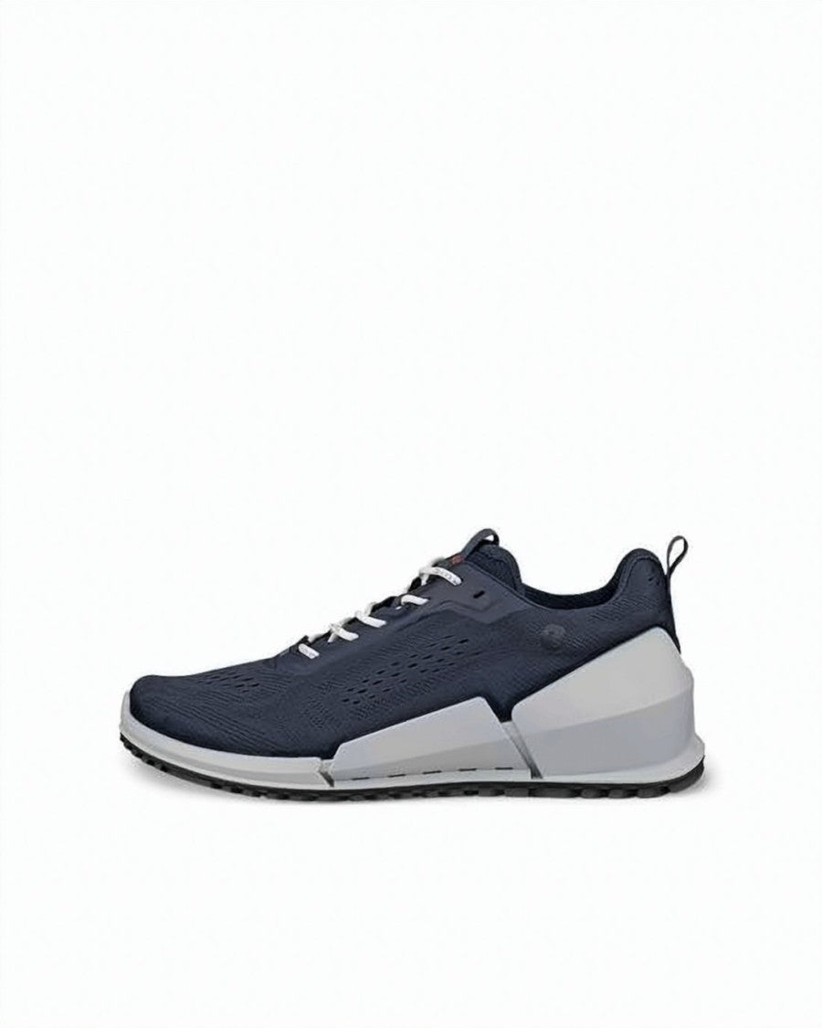 Ecco Textured Blue Sneakers With Supportive Rubber Sole