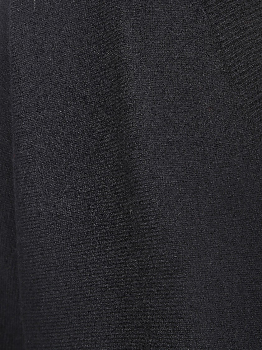 Lisa Yang Lightweight Cashmere Sweater With Contrast Trim And Oversized Fit