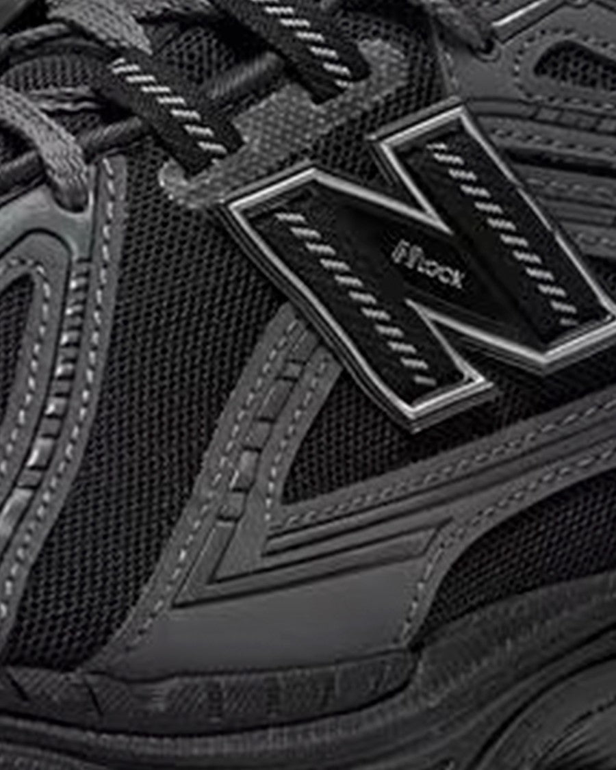New Balance Black Metallic Sneakers With N-Ergy