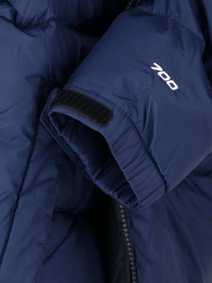 The North Face Fitted Women's Jacket With High Collar And Zipper Closure