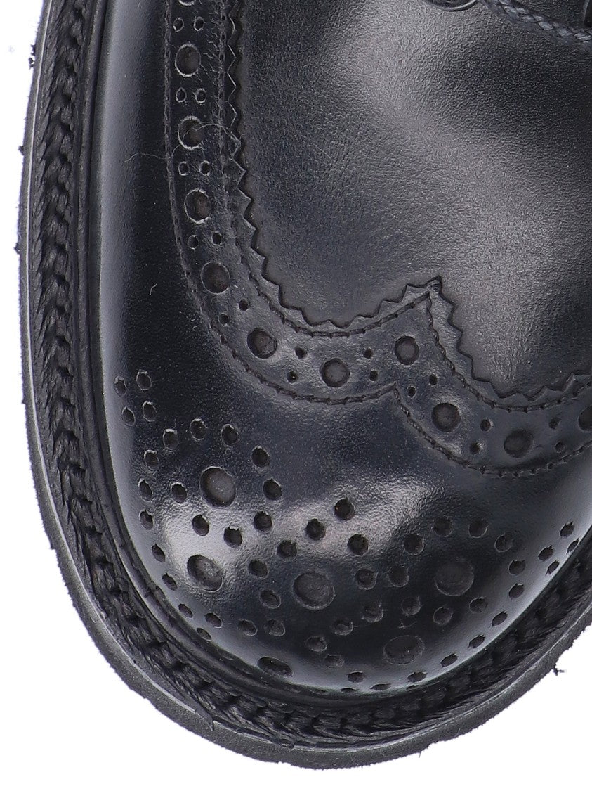 Tricker's Round Toe Brogue Leather Boots