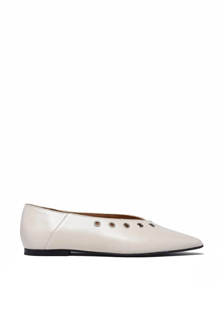 Toral Suede Pointed Ballerinas - White