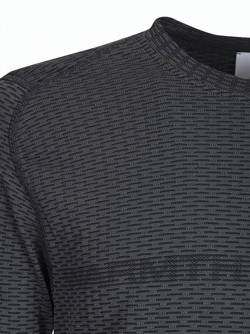 Roa Black Long-Sleeve Fitted Textured Training Top