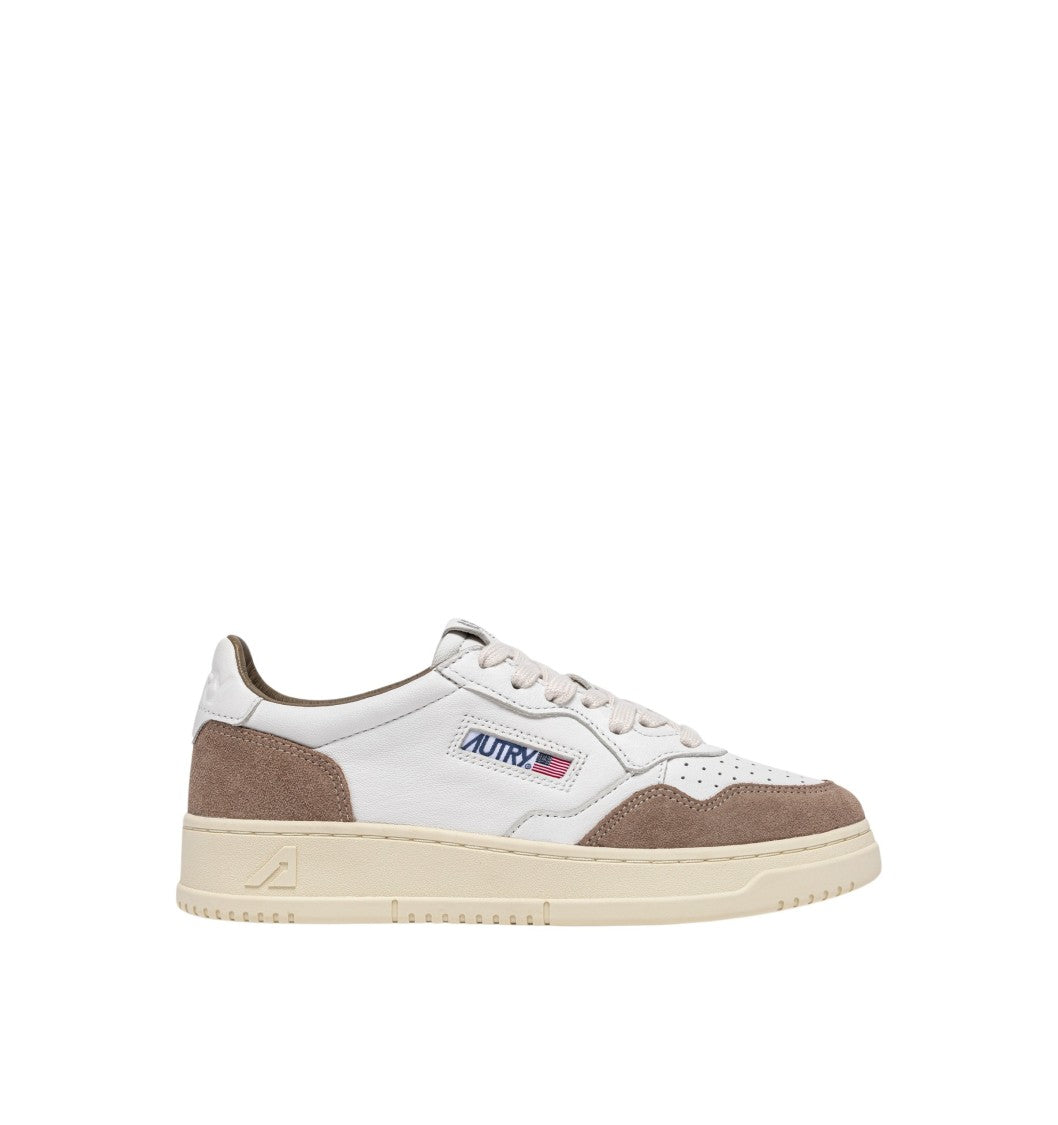 Autry Medalist Low Goat Suede Wht Tobacco Sneakers