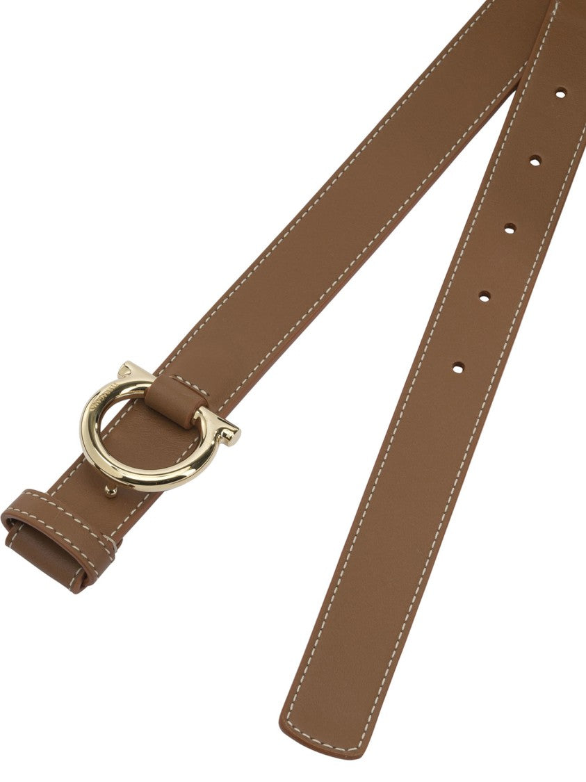 Ferragamo Gancini Leather Belt With Distinctive Gold Buckle
