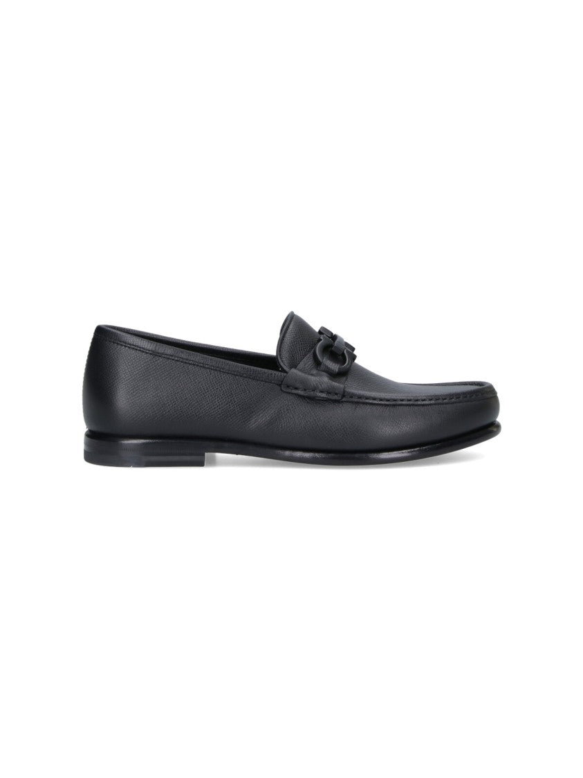 Ferragamo Black Leather Loafers With Tone-On-Tone Logo Buckle