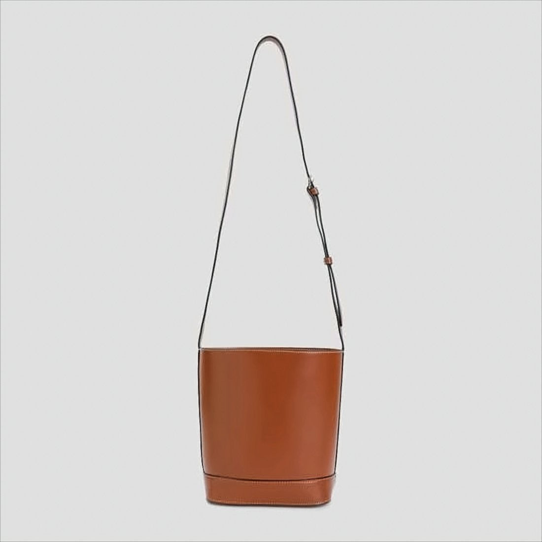 Celine Structured Bucket-Style Crossbody Bag In Smooth Calf Leather