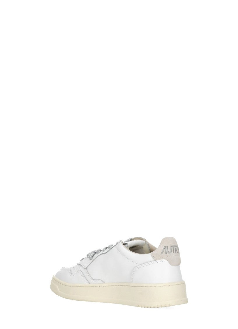 Autry White Smooth Leather Medalist Low-Top Sneakers