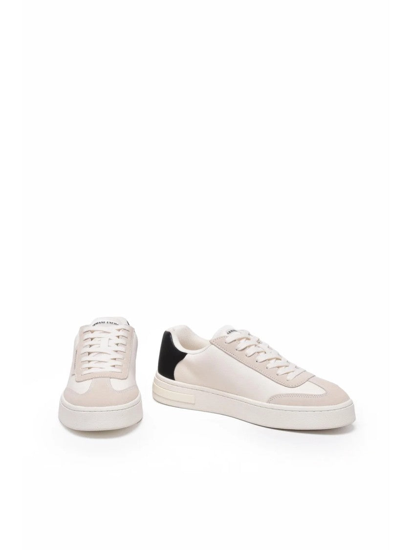 Armani Exchange White/Black Low-Top Leather Sneakers