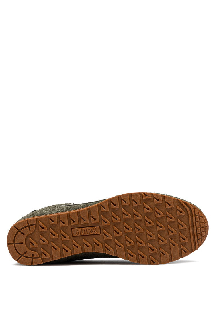 Autry Women’S Windspin Suede Sneakers