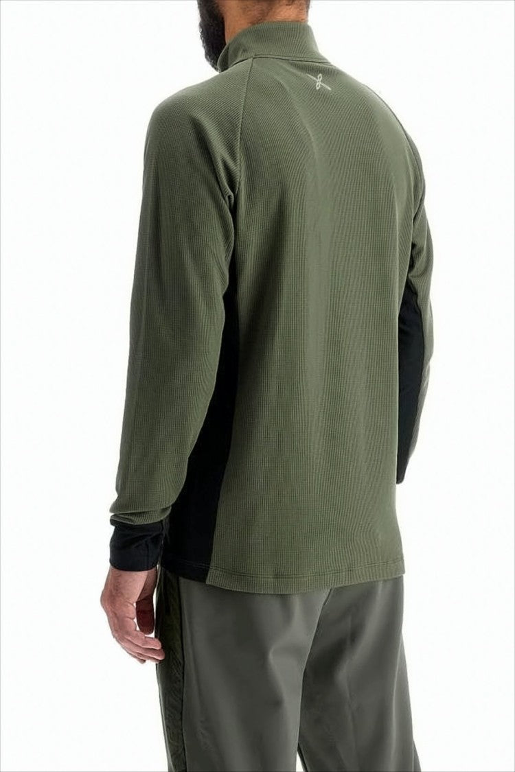 Montura Textured Long-Sleeve Top With Half-Zip And High Collar