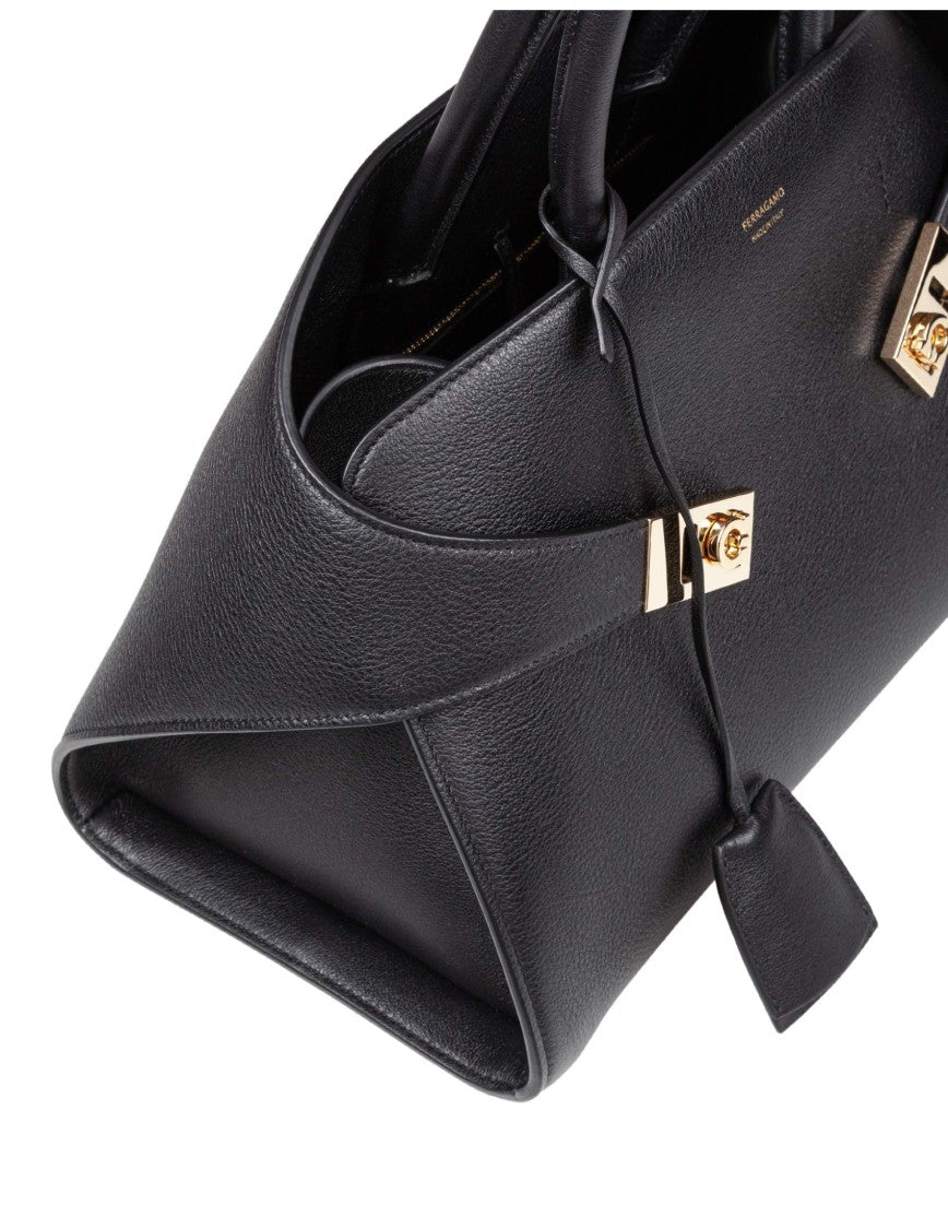 Salvatore Ferragamo Ferragamo Hug Th M Handbag In Black Leather