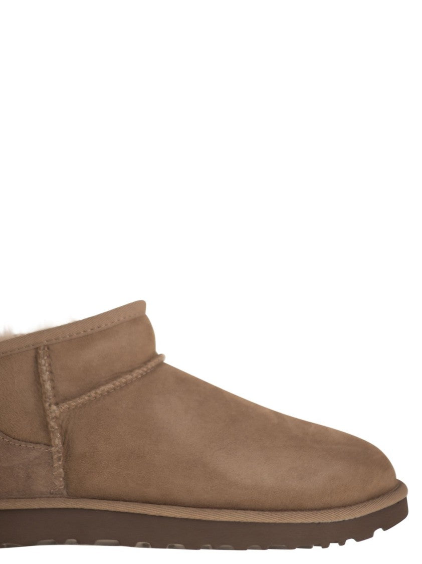 Ugg Classic Ultra Mini - Sheepskin Boot