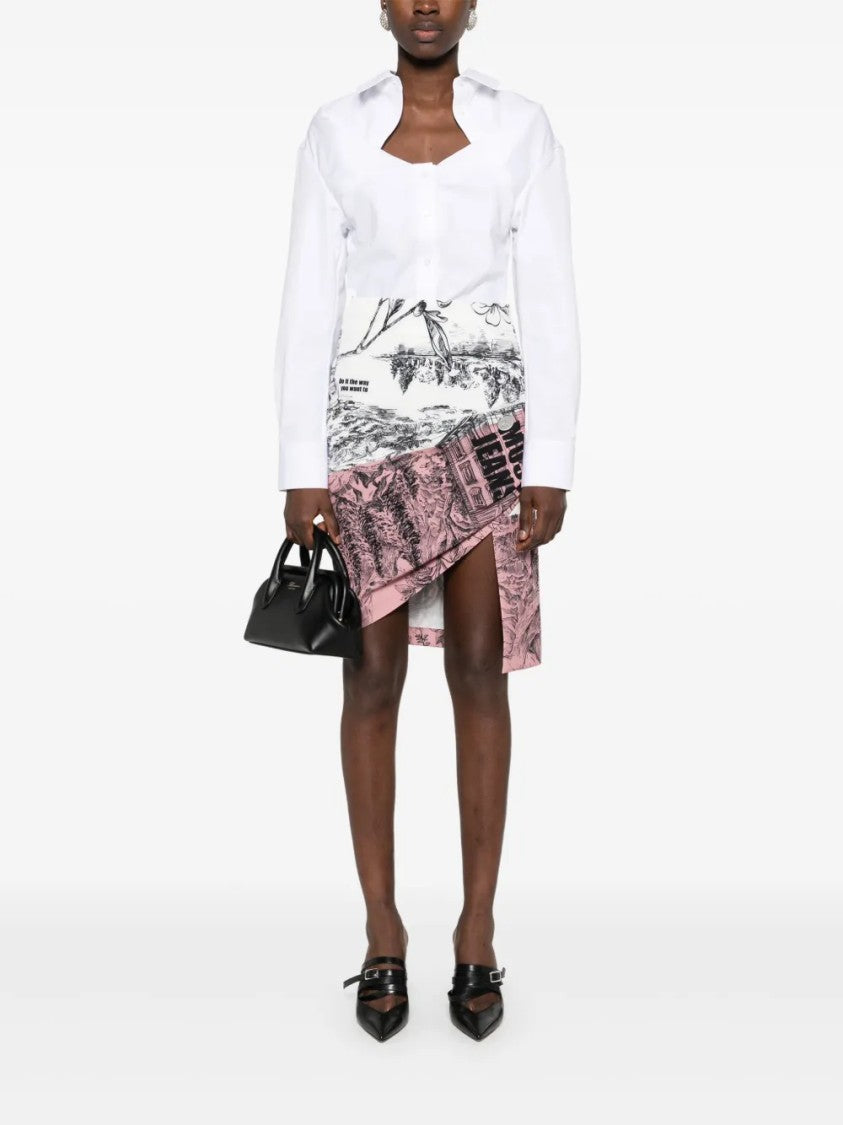 Moschino Classic Silhouette Moschino Skirt With Timeless Design