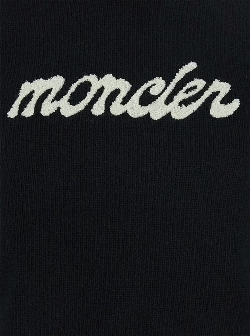 Moncler Cropped Black Knit Sweater With Textured Logo