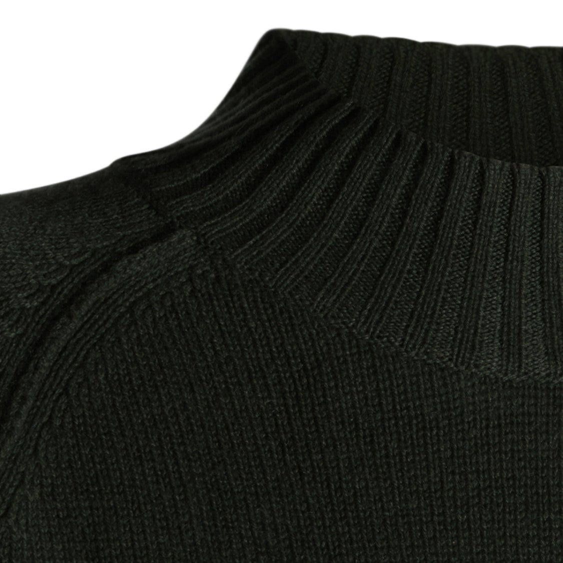 Allude Relaxed Ribbed Crewneck Sweater