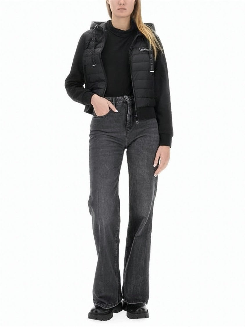 Duvetica Cropped Black Jacket With Quilted Front