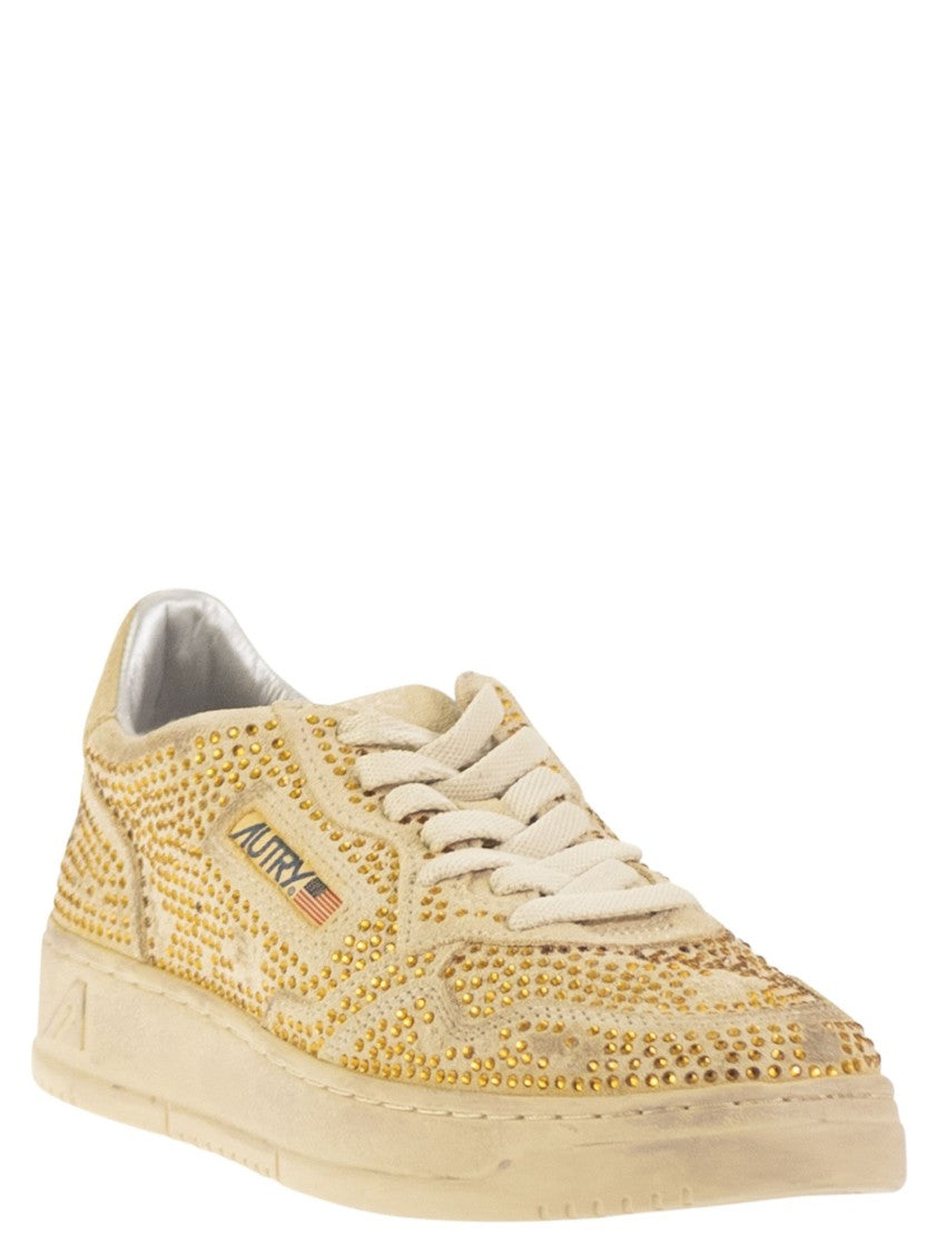Autry Medalist Low - Suede Trainers With Rhinestones