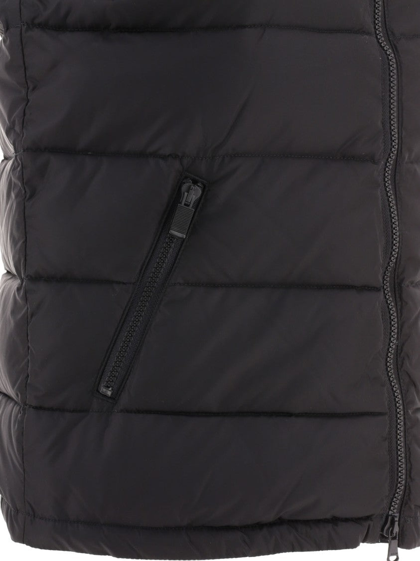 Aspesi Sleeveless Quilted Jacket With High Collar
