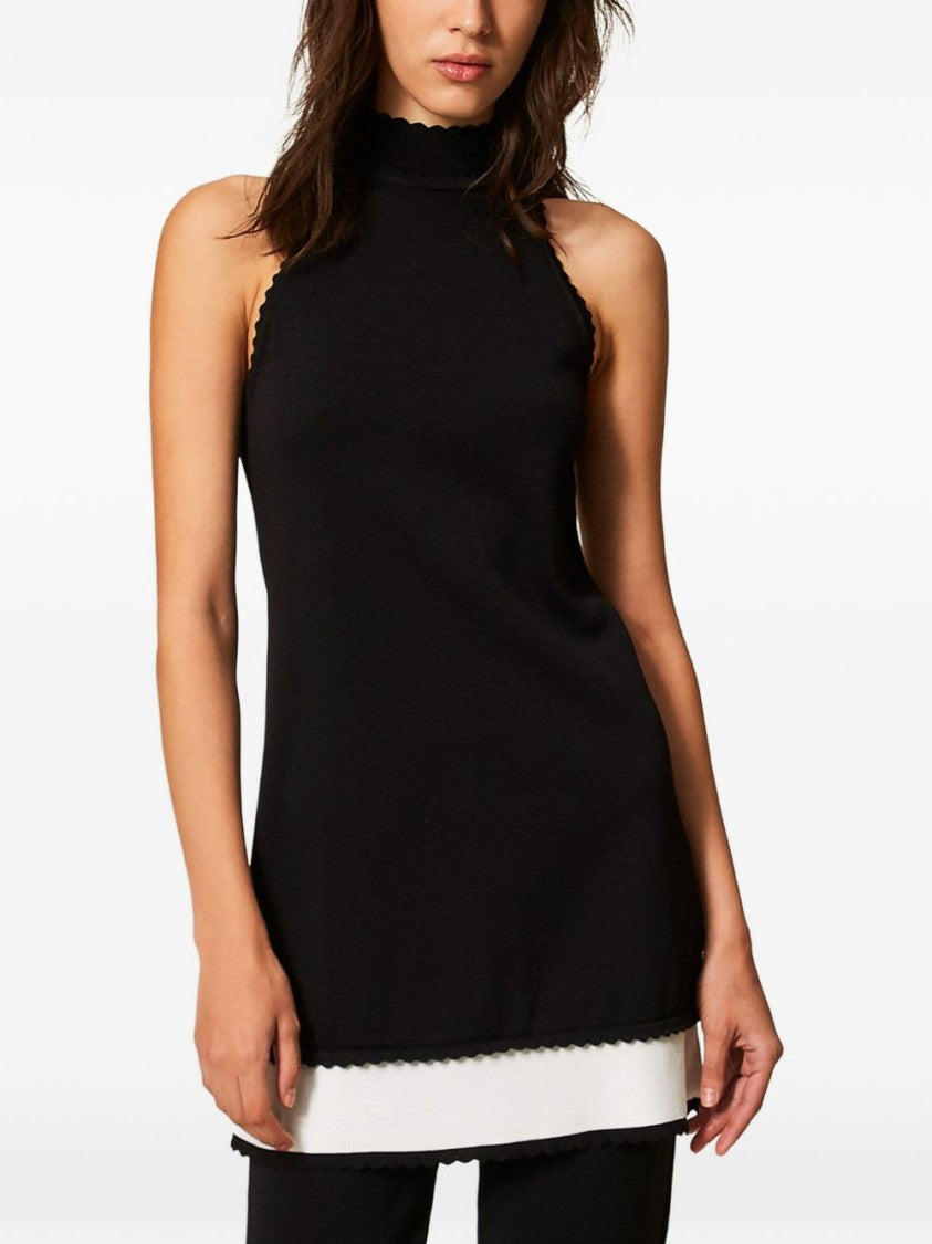 Twin-Set Sleeveless Black Top With High Neckline And Scalloped Edges