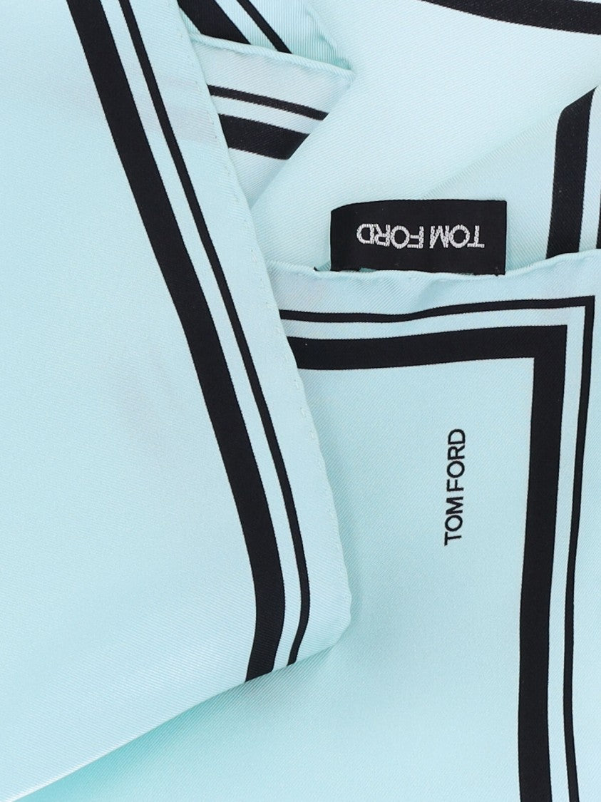 Tom Ford Contrast Detail Pocket Square – Light Blue