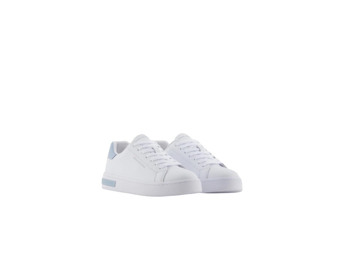 Armani Exchange Low-Cut Lace-Up Cushioned Leather Sneakers