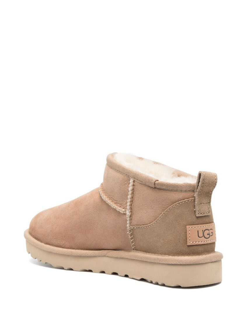 Ugg Low-Cut Beige Calf Leather Boots