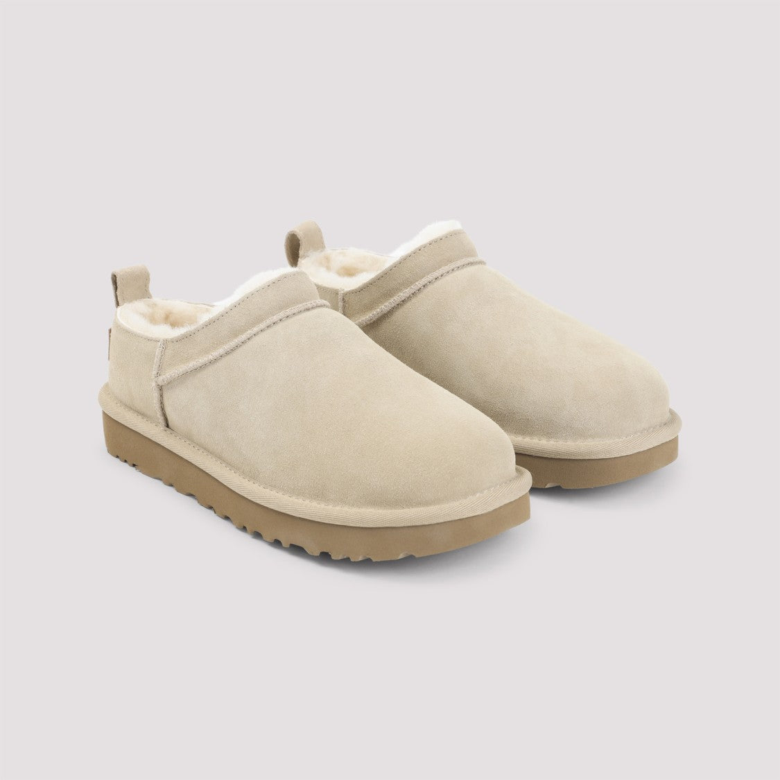 Ugg Slip-On Shoes With Plush Shearling Lining And Sturdy Rubber Sole