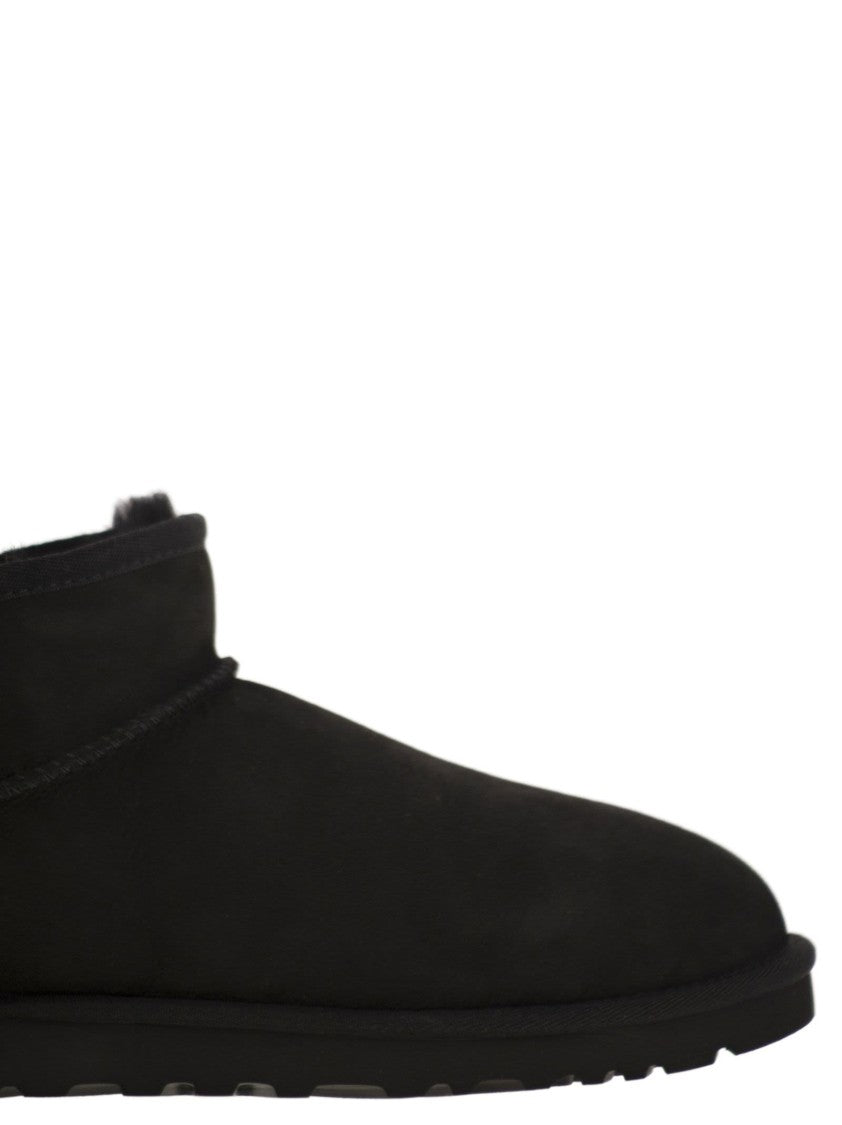 Ugg Classic Ultra Mini - Sheepskin Boot