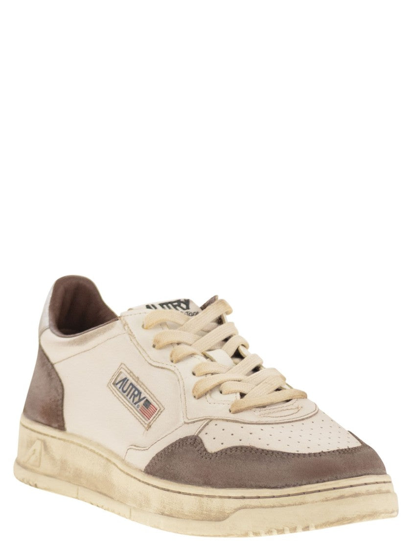 Autry Super Vintage - Leather Sneakers