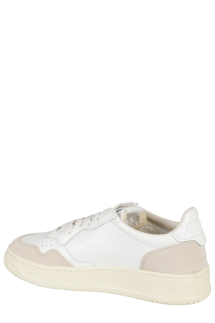 Autry Medalist Low-Top Suede Accented Sneakers