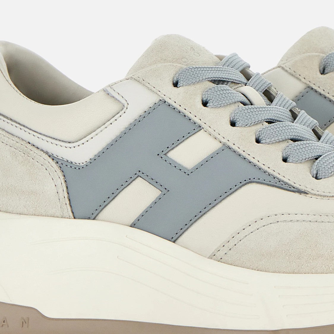 Hogan Chunky Sole Sneakers With Textured Outsole