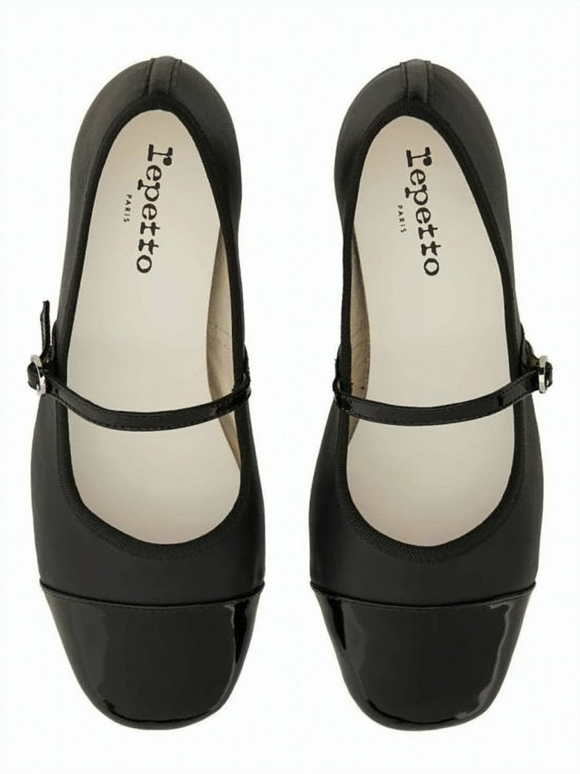 Repetto Pointed-Toe Pump With Low Kitten Heel