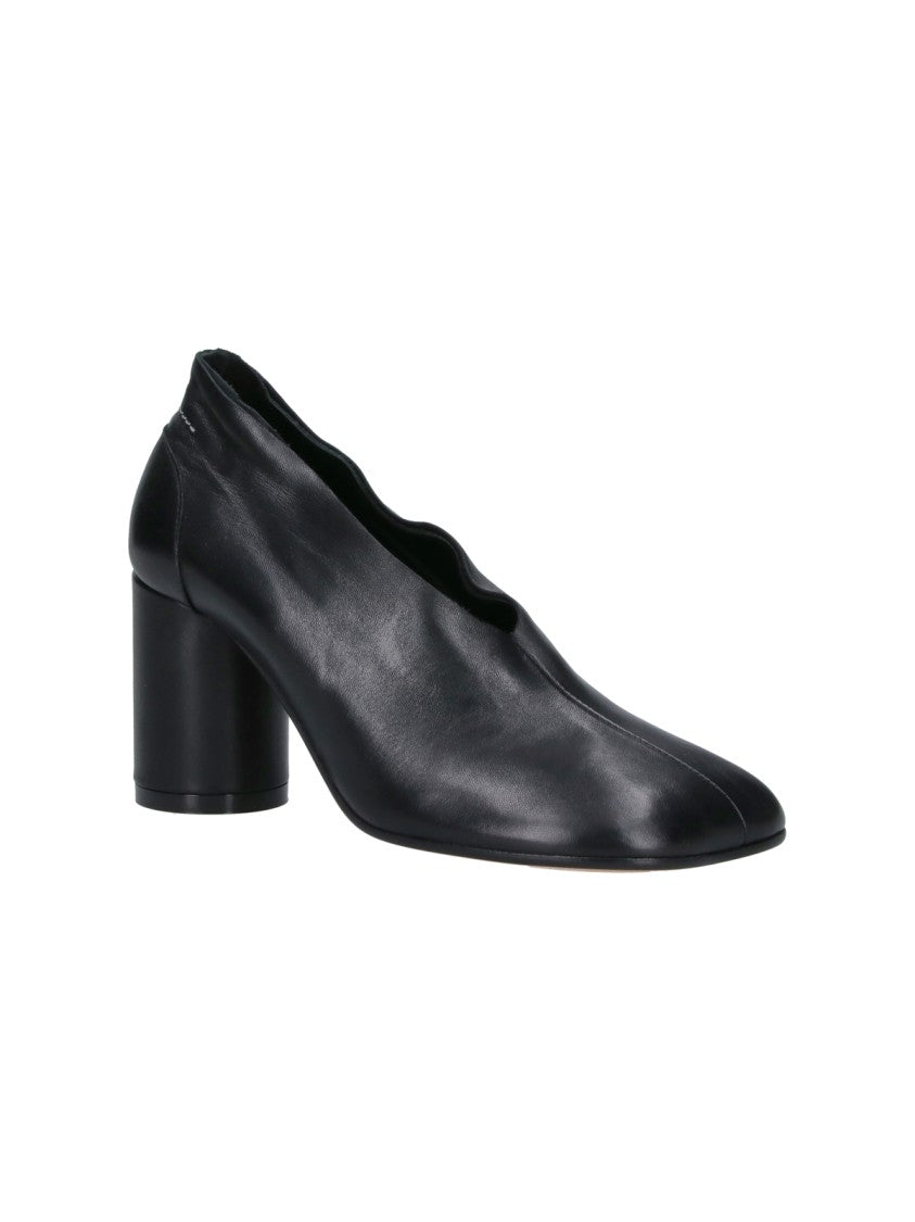Mm6 By Maison Margiela Black Leather Scalloped Edge Block Heel Pumps