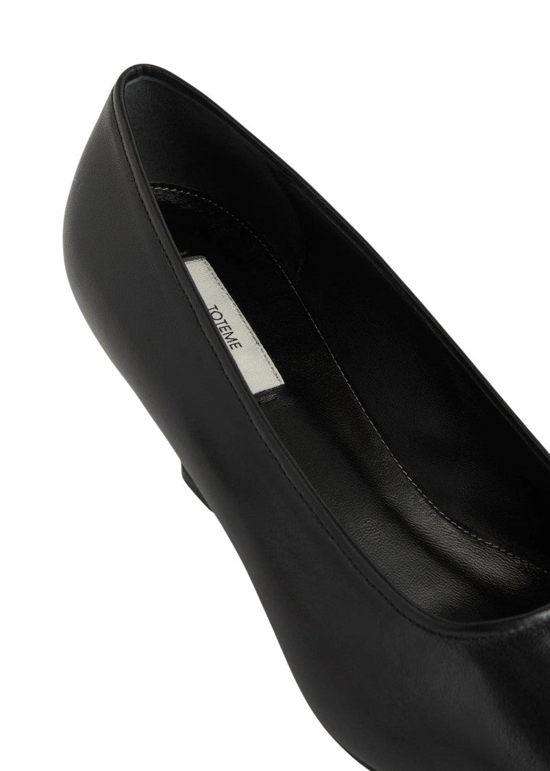 Totême Sharp Wedge Pumps