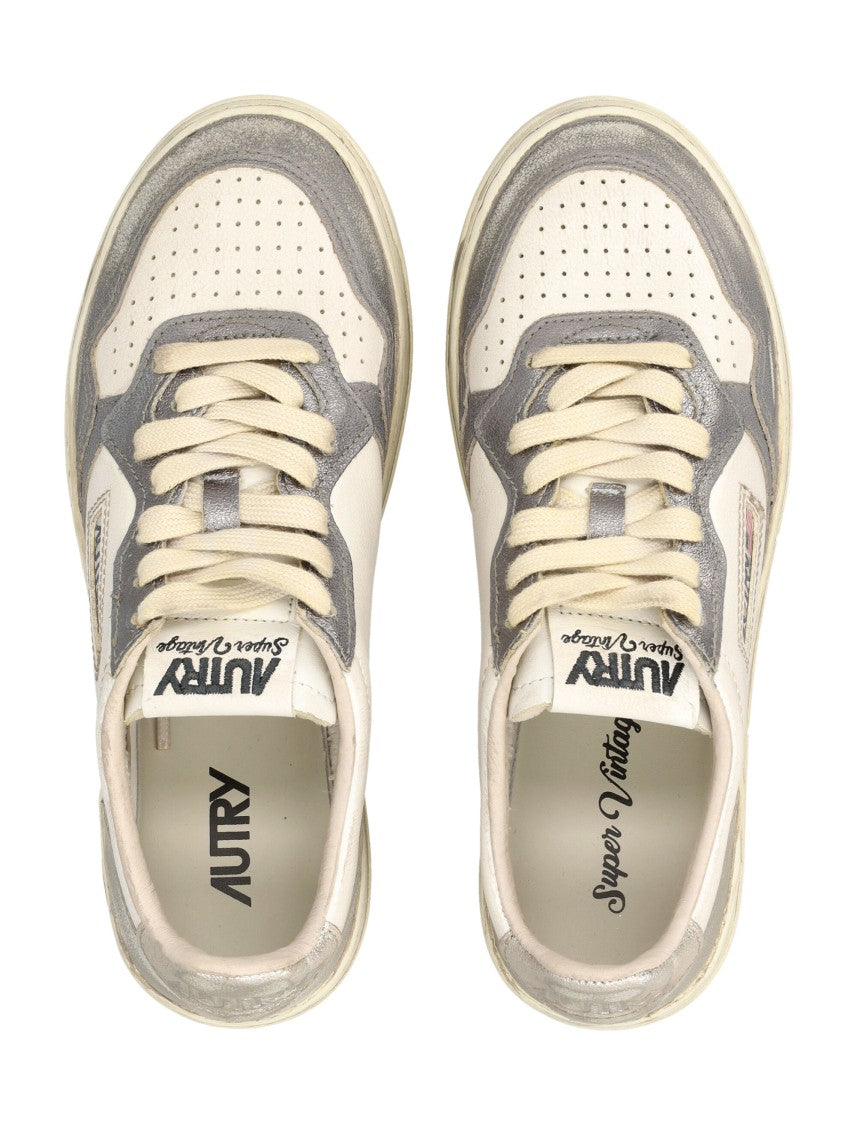 Autry Medalist Low Super Vintage Woman's Sneakers