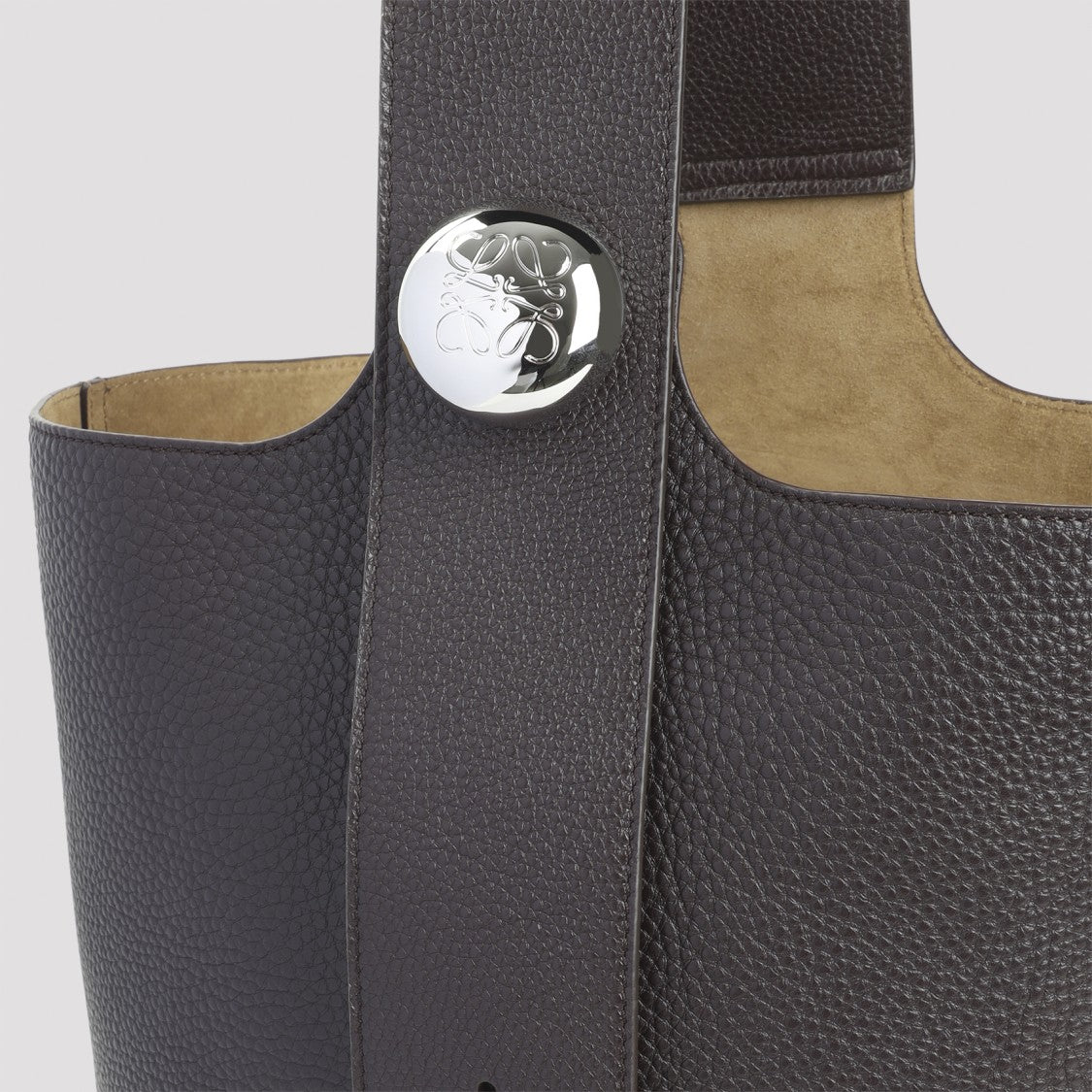 Loewe Pebble Large Bucket Bag