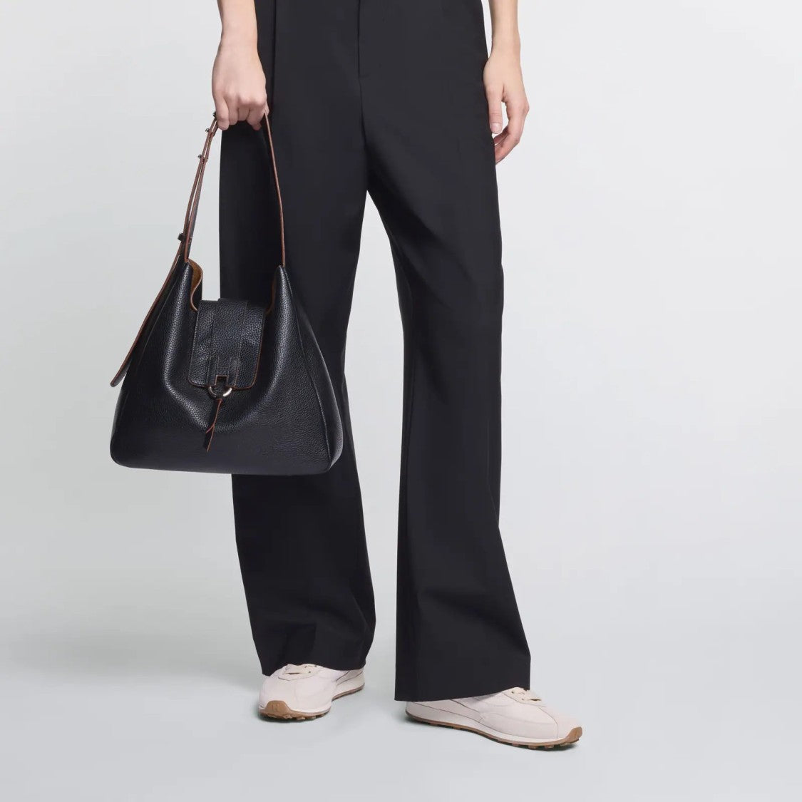 Hogan Black H01x Hobo Verticale Hobo Bag