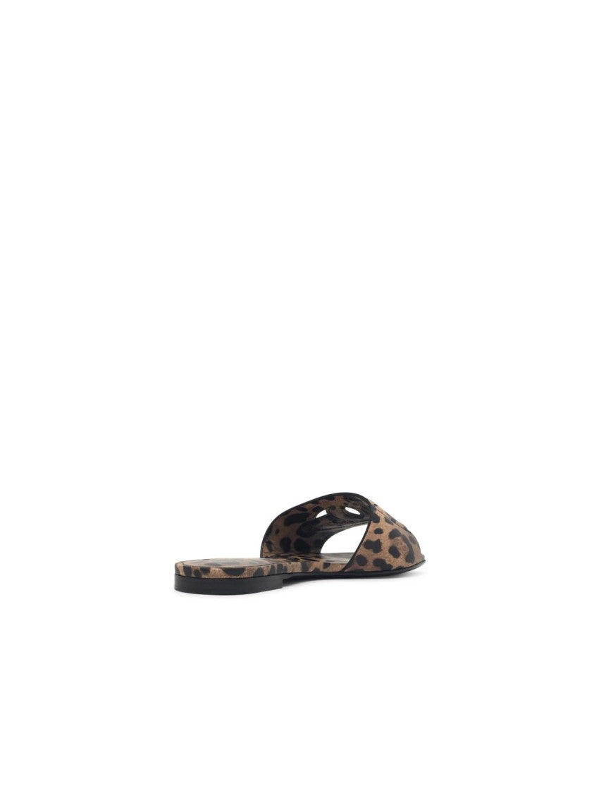 Dolce & Gabbana Leopard Print Matte Leather Slippers With Embossed Logo Strap