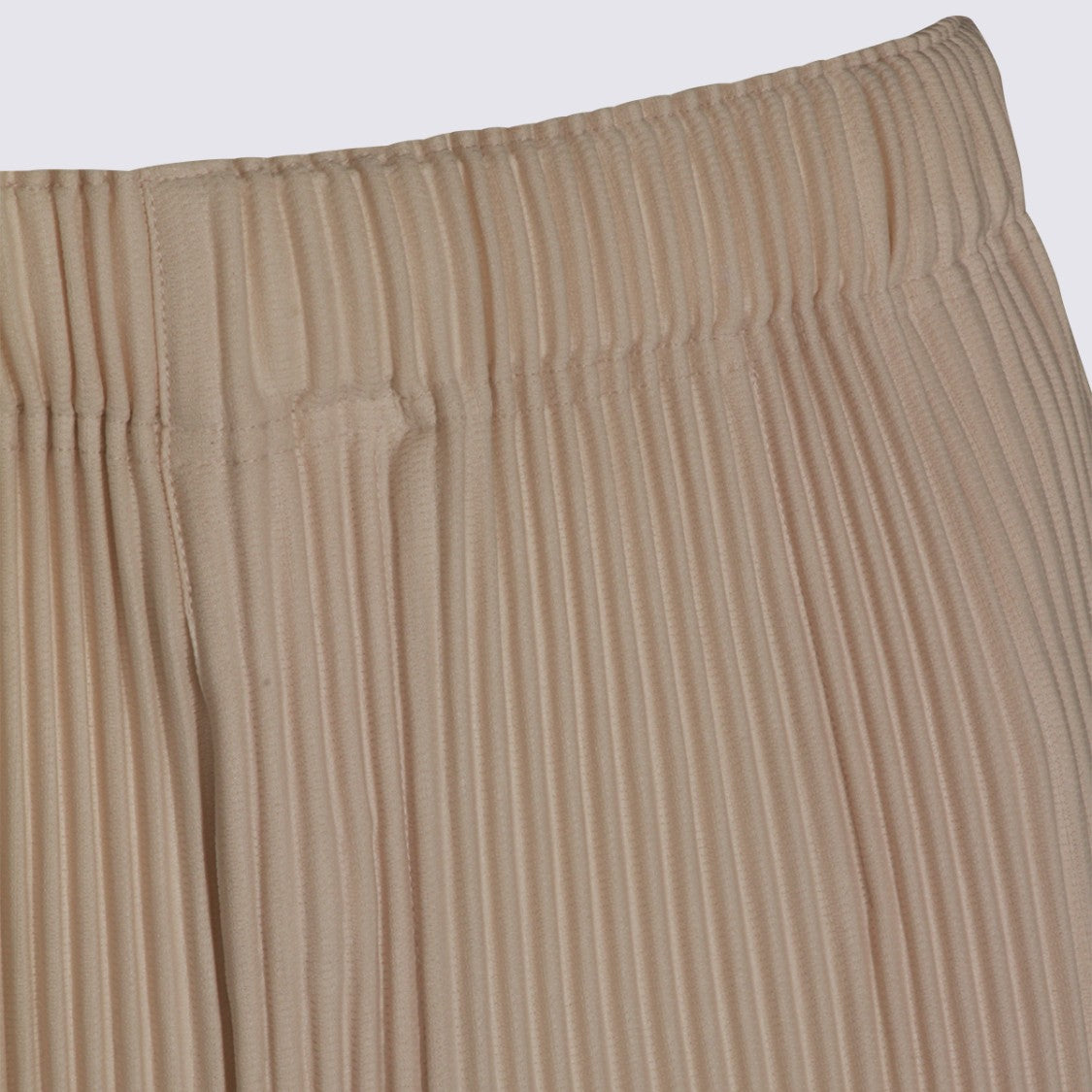 Homme Plissé Issey Miyake Pleated Mid-Length Shorts With Elastic Waistband